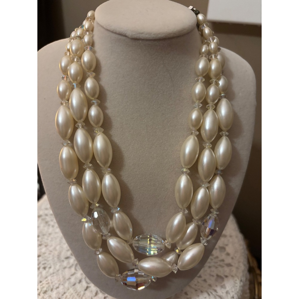 Triple Strand Faux Pearl Rice Bead Necklace AB Crystal Iridescent Cream vintage - Picture 5 of 16